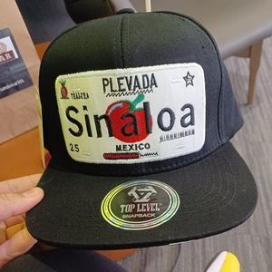 Meet your Posher, Marylety